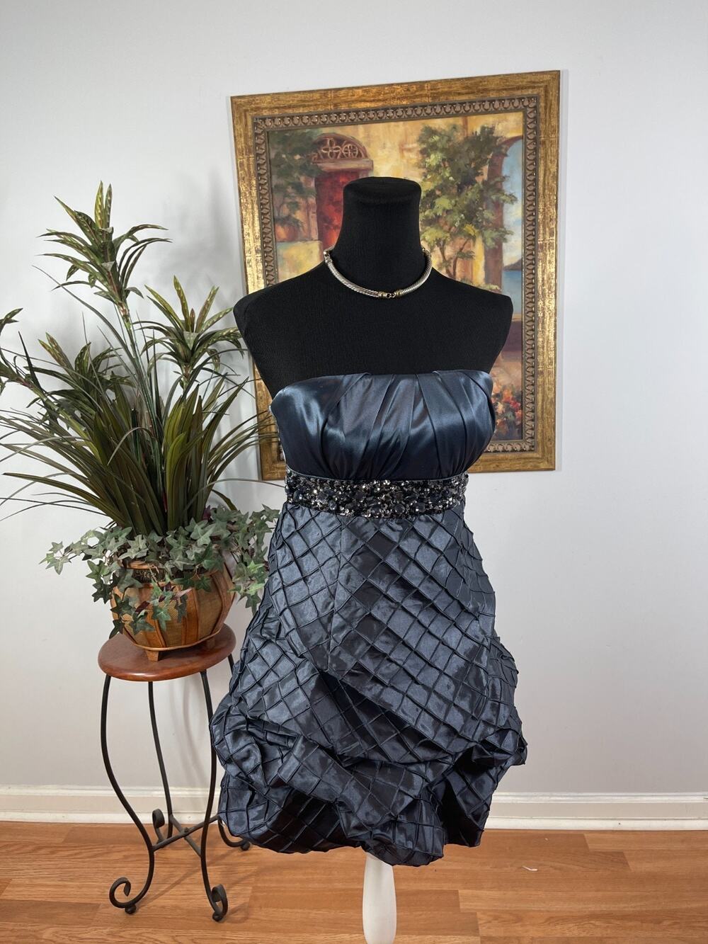 My Michelle Mini Dress Women's Size 9 Gray Sequined Waist Bubble Hem Jewel Tone